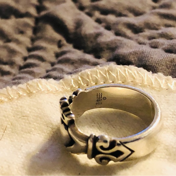 James Avery Adorned Claddagh Ring. Nwot too small for me. Excellent condition! - Picture 6 of 15